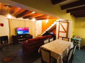 Cabaña cerca del lago y supermercados mayoristas. San Carlos De Bariloche